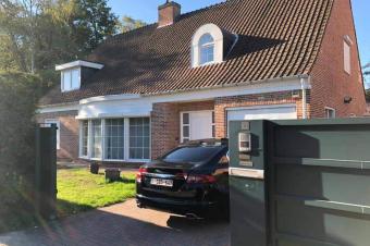 Villa de 1500 mtre carr  vendre en Belgique Anvers 1250000 payable moiti  Kinshasa moiti chez le notaire en Belgique 