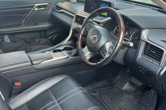 Lexus RX 450 anne de fabrication 2021 essence volant droit automatique le prix 30.000 localisation limete 