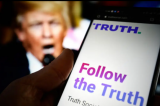 « Truth Social », le réseau social de Donald Trump, nouveau repaire des complotistes