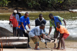 Gabon : au moins 2 morts et 28 portés disparus dans le naufrage d'un ferry