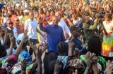 Kasaï Central : En panne d’idées et d’initiatives, John Kabeya en campagne électorale prématurée et de flatterie envers Tshisekedi (Tribune)