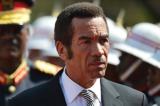 La justice du Botswana valide le mandat d'arrêt contre l'ex-président Ian Khama