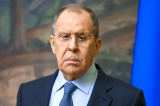 Lavrov : depuis 8 ans, «le régime de Kiev mène une opération» contre la population civile du Donbass