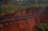 Lomami : la voie ferrée coupée par une érosion sur le tronçon Lubi-Kele