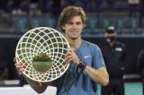 Tennis : Rublev remporte le tournoi exhibition d'Abou Dhabi, Nadal encore battu mais satisfait