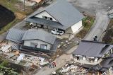Neuf morts, de nombreux blessés et dégâts dans une série de tremblements de terre au Japon