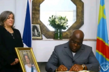 Décès de la reine Elizabeth : Félix Tshisekedi signe le livre des condoléances à l’Ambassade de Grande Bretagne