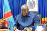 Assemblée provinciale du Kongo-Central : deux membres du bureau dont le président sur une chaise éjectable
