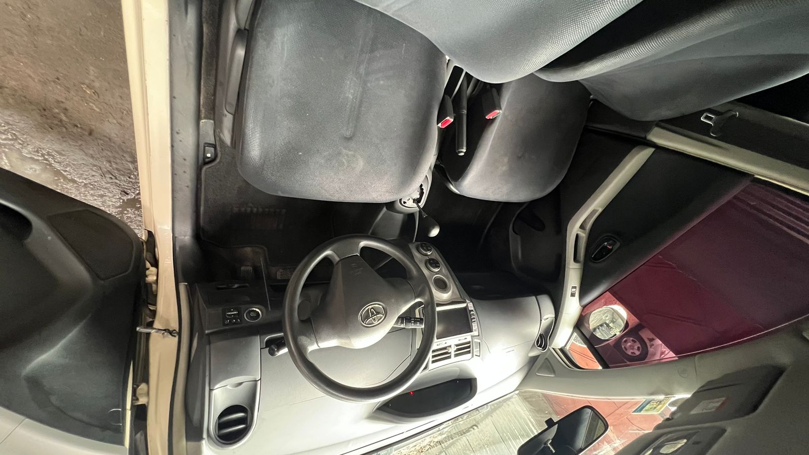 Toyota Vitz A Vendre Mediacongo Net Petites Annonces