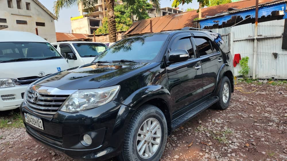 Toyota Fortuner A Vendre Mediacongo Net Petites Annonces