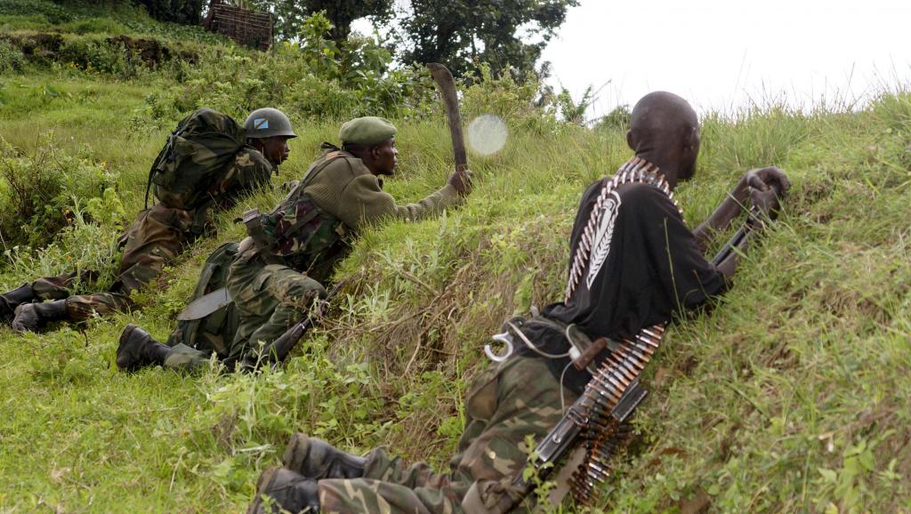 Drapeaux en berne, la RDC pleure ses filles et fils massacrés par l'armée  rwandaise et le M23