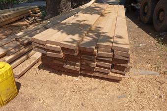 Vente de bois scis et en grumes Iroko Wenge Doussi Sapelli...