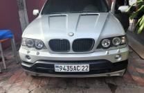 JEEP Bwm x5 à vendre COULEUR D’ORIGINE CLIMATISATION IMPECCABLE PRIX 9000$ mediacongo