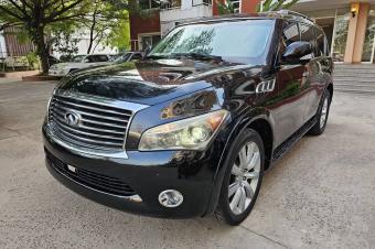 Infinity Qx56 Annee  2013 Automatique Steptronique Essence 8 cylindre Fullllll option  interior cuire Siege Electrique 2 cte Toit ouvrant 52.500 km Camera de recule 