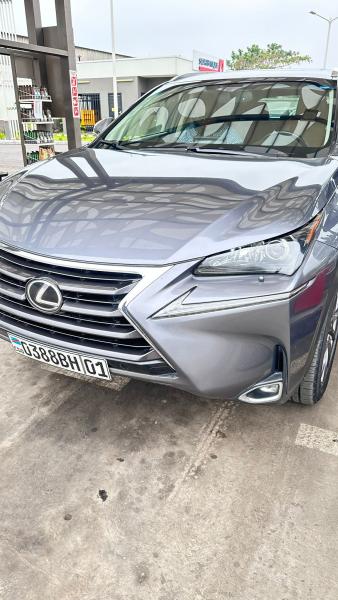 LEXUS NX2OOT  AO117