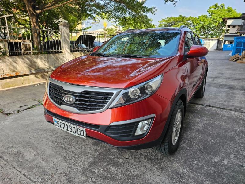 Kia Sportage Annee  2012 Automatique Steptronique Essence 4 cylindre Grand ecran android 4 x 4 51.500 km Camera de recule TelephoneBleutooth Phares Led Crui