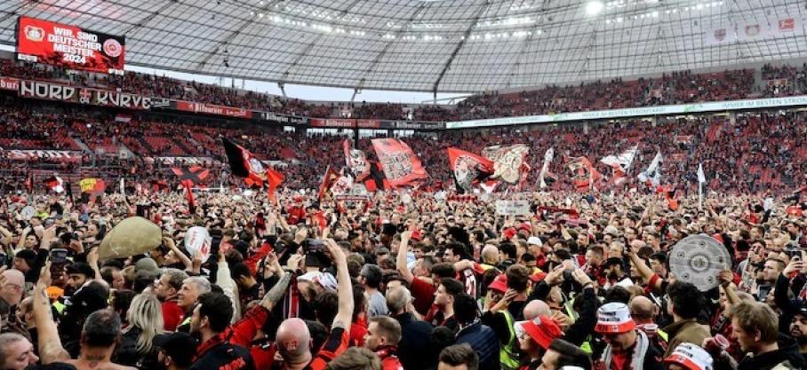 43 ! C'est le nombre de matchs sans défaites, toutes compétions confondues, du Bayer Leverkusen de Xabi Alonso et ses hommes qui viennent de remporter pour la 1er fois de leur histoire le championnat allemand