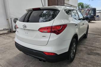 Arrivage Hyundai Santa Fe  Annee  2015 Automatique Steptronique Essence 4 cylindre Demarrage bouton 4 x 4 44.700 km Cuire Siege electrique Panoramique Toit 