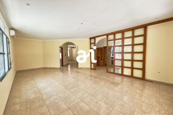 LOCATION BELLE VILLA DE 4 CHAMBRES  KINSHASANGALIEMA 