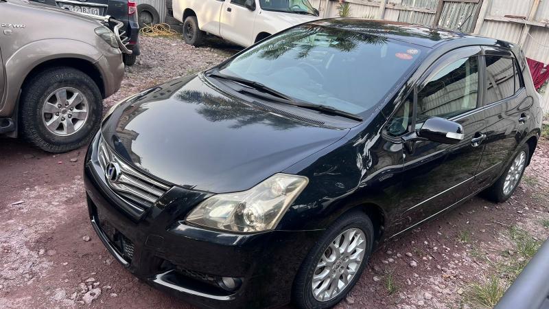 TOYOTA BLAD A VENDRE 