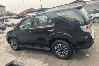 Toyota Fortuner 2015 