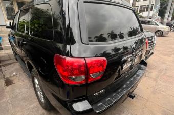 TOYOTA LAND CRUISER A VENDRE