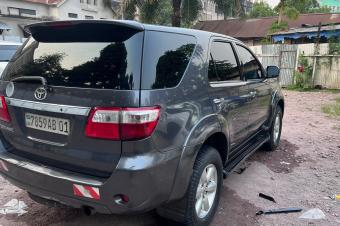 TOYOTA FORTUNER A VENDRE 