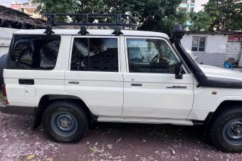 Jeep Toyota Land cruiser Kinshasa 