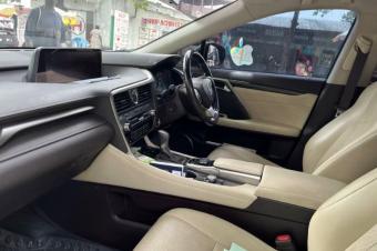 Lexus RX 450h 2020 hybride   3 banquette  7place   volant droite   toit ouvrant   intrieur en cuir   full option   essence   automatique   6 cylindre   couleu