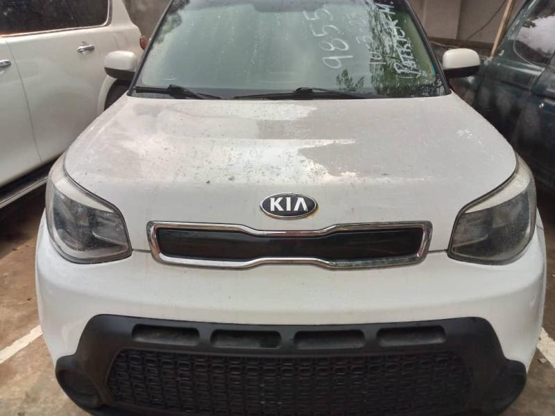 KIA SOUL SANS PLAQUE EN PROVENANCE DES USA A VENDRE 