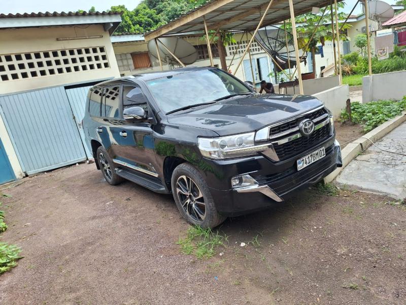 Land Cruiser VXR 2010 Modifier