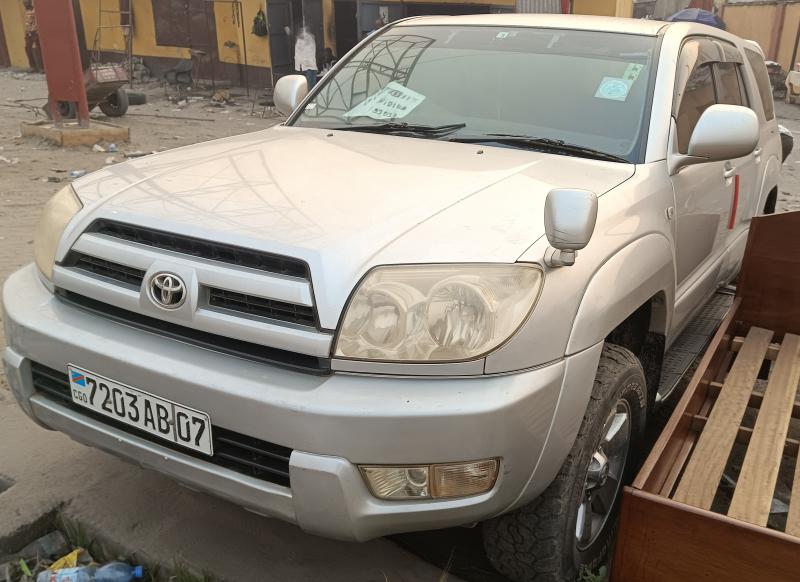 GS13CAR SARL  met  votre disposition la vente de ce vhicule Toyota 4RUNNER plaque rcente dans la CLimete. Prix initial de vente  12.000  discuter. Nous sommes  vous 