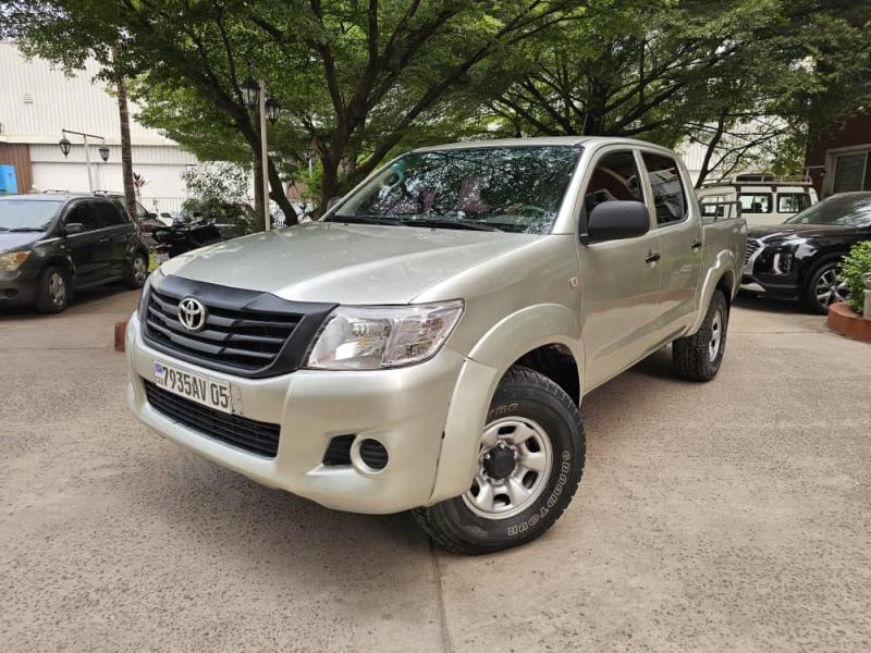 TOYOTA HILUX A VENDRE  KINSHASA 