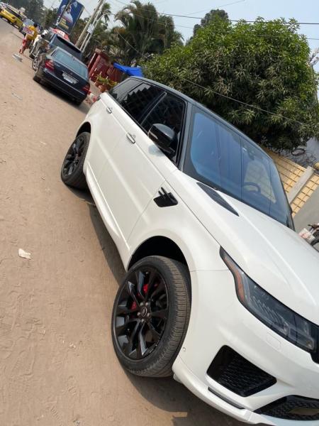 RANGE ROVER