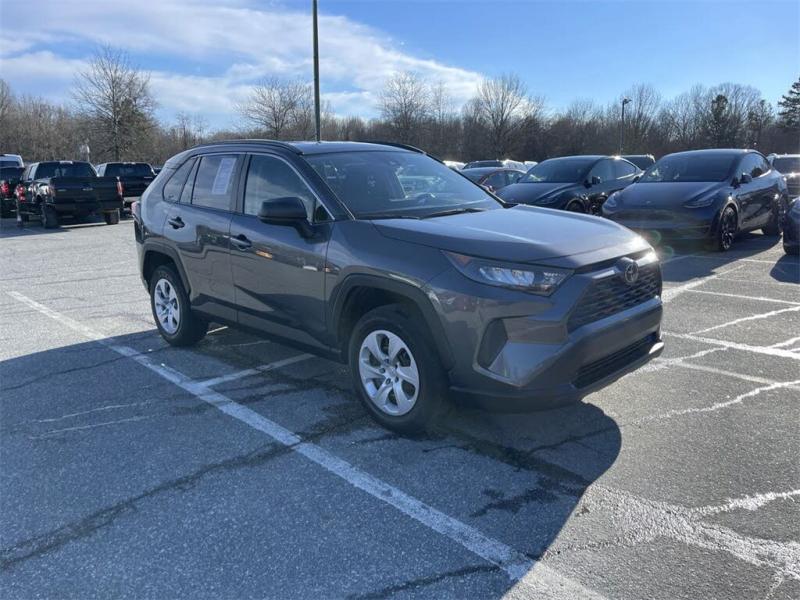  2019 Toyota RAV4 LE FWD For Sale Urgently