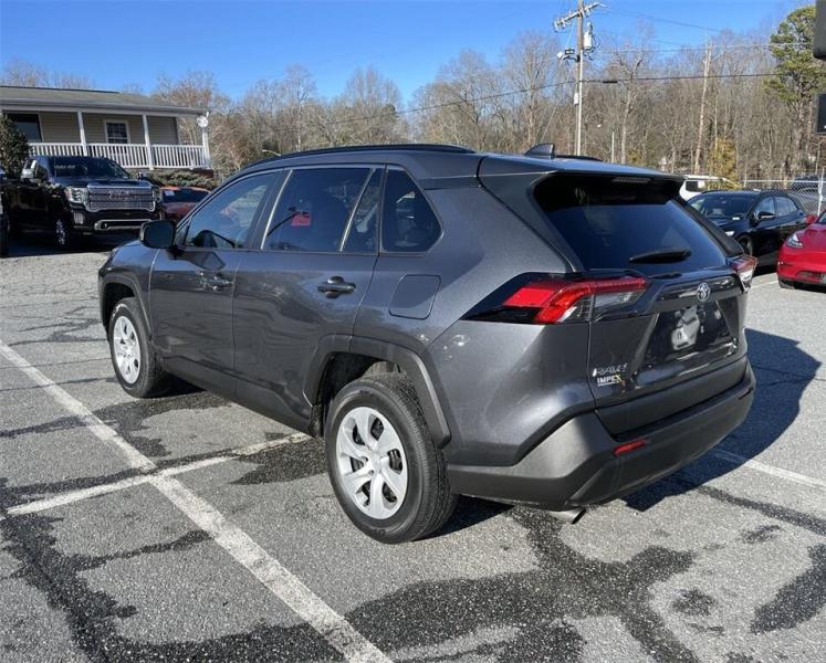  2019 Toyota RAV4 LE FWD For Sale  11000