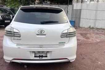 VOITURE TOYOTA BLAD FULL OPTION SANS PLAQUE A VENDRE DANS LA COMMUNE DE LA GOMBE  KINSHASA 