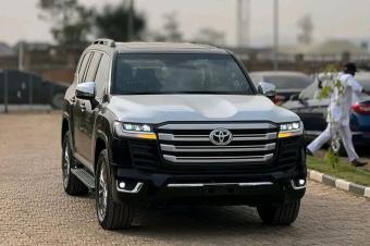 Toyota LandCruiser Vx 2023