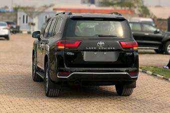 Toyota LandCruiser Vx 2023