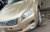 Toyota vanguard sans plaque couleur d'origine climatisation impeccable moteur impeccable automatique essence  Full option  Écran Android  Intérieur confortable  Bouton de commande 