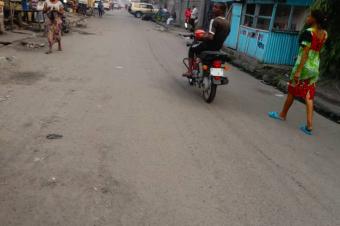 Parcelle  vendre sur macadam commune Kinshasa 