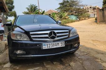 Mercedes Benz C200