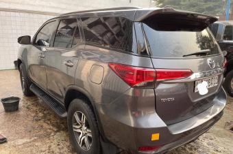 TOYOTA FORTUNER 2018