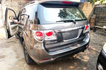 Toyota Fortuner 2015 