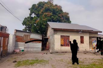 parcelle  vendre avec maison habitable dans la commune de ngiringiri entre les directions Gambela et Shaba  130.000 lgrement ngociable