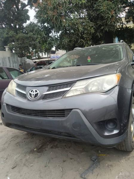 TOYOTA RAV4 A VENDRE 