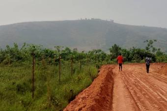 Vente 3 hectares et demi au bord de la rivire nsele trs bon emplacement non loin de macadam