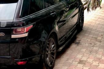 Range rover sport  2017 Couleur dorigine  Diesel  Toit panoramique ouvrant  Climatisation full full  Moteur impeccable  Prix 20000