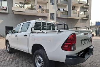 TOYOTA HILUX 2023 A VENDRE  KINSHASA 