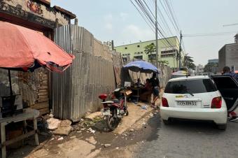 PARCELLE  VENDRE  GOMBE NON LOIN DU BOULEVARD 